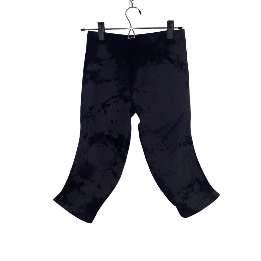Womens lululemon cropped leggings